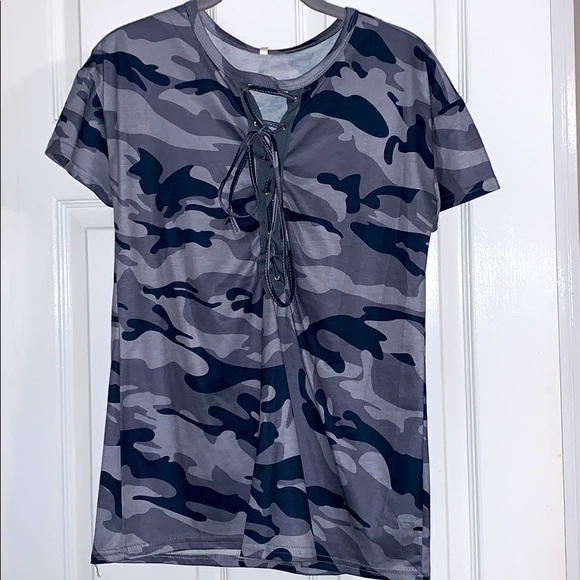 New blue army print short sleeve blouse, V cut with cris cross ties, size small - Picture 1 of 3